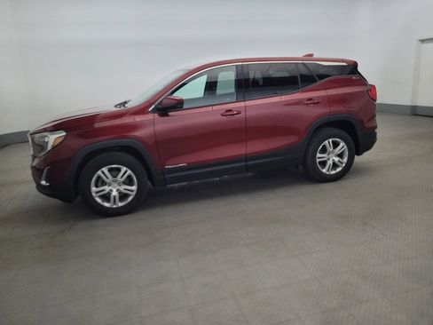 Used 2018 GMC Terrain SLE AWD/4WD image 2