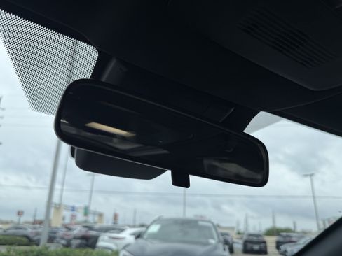 Used 2024 Lexus UX 250h FWD image 25