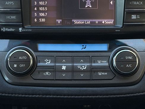 Used 2015 Toyota RAV4 XLE image 16