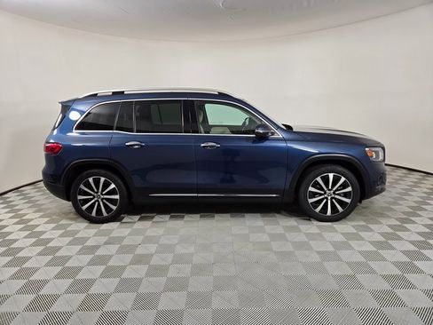 Certified 2021 Mercedes-Benz GLB 250 4MATIC image 11