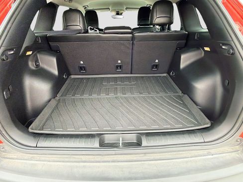 Used 2021 Jeep Cherokee Latitude Plus image 30