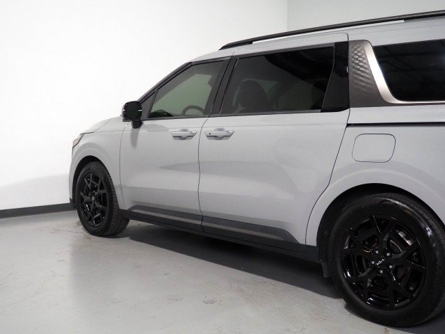 Used 2025 Kia Carnival SX Prestige FWD image 63