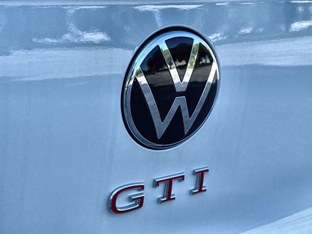 New 2026 Volkswagen GTI SE FWD image 10