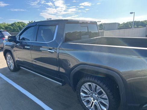 Used 2021 GMC Sierra 1500 Denali w/ Denali Ultimate Package AWD/4WD image 39