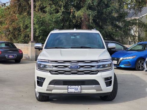 New 2024 Ford Expedition Platinum image 2
