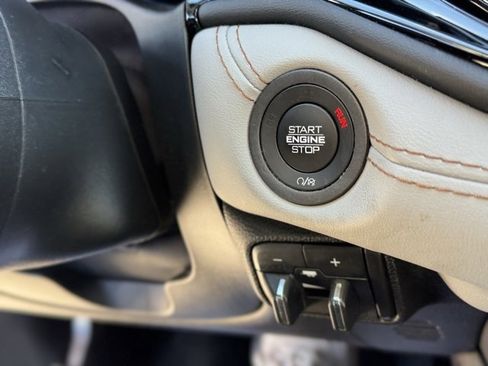 Used 2021 Dodge Durango R/T w/ Technology Group image 17