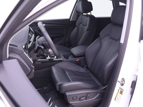 Certified 2024 Audi Q5 2.0T Premium w/ Convenience Package AWD/4WD image 7
