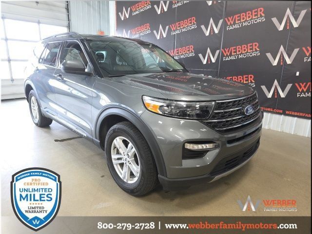 Used 2023 Ford Explorer XLT w/ Equipment Group 202A AWD/4WD image 1