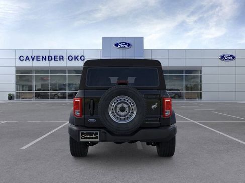 New 2025 Ford Bronco 4-Door image 30