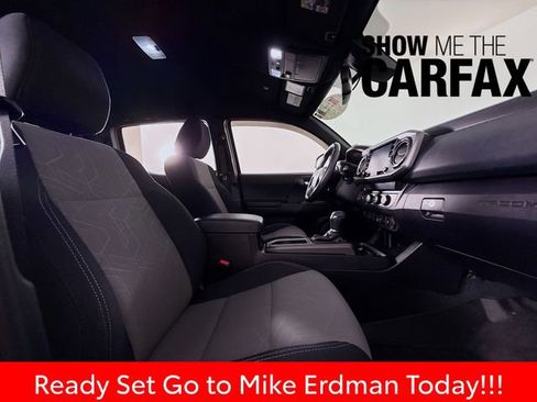 Certified 2020 Toyota Tacoma TRD Sport w/ Technology Package image 25