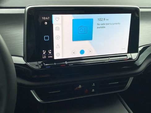 New 2026 Volkswagen Atlas Cross Sport SE image 21