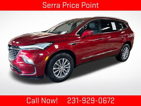 Used 2024 Buick Enclave Essence AWD/4WD image 1