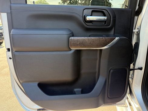 Used 2020 GMC Sierra 2500 Denali w/ Denali Ultimate Package image 21