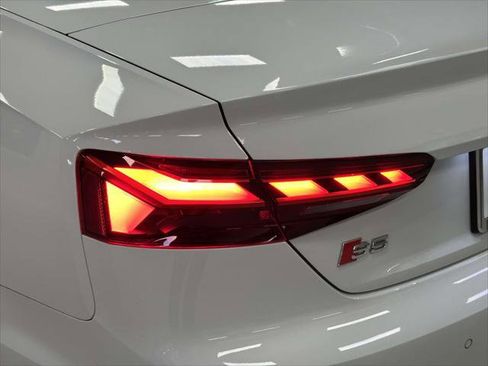 Used 2022 Audi S5 Premium Plus image 9