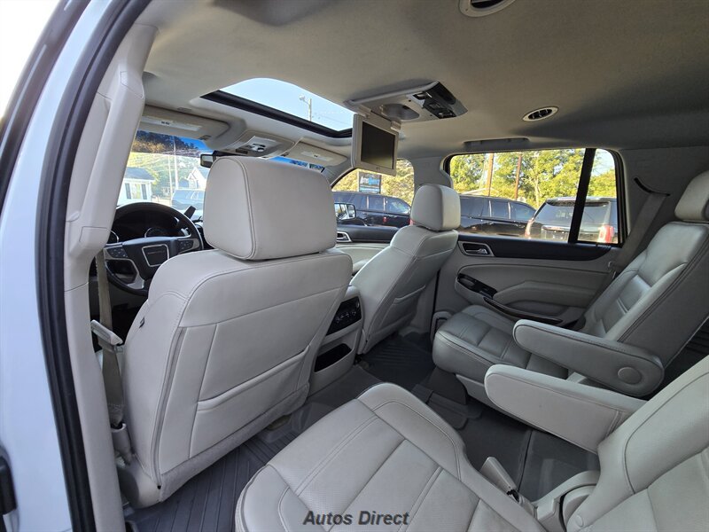 Used 2017 GMC Yukon Denali w/ Open Road Package AWD/4WD image 27