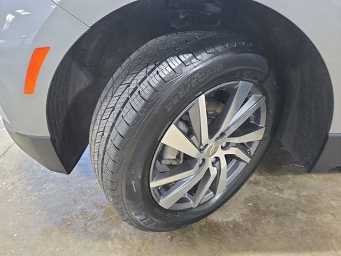 Used 2024 Chevrolet Equinox LT w/ LPO, Floor Liner Package AWD/4WD image 33