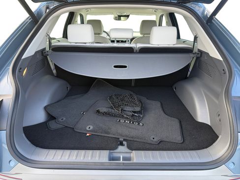 Used 2023 Hyundai Ioniq 5 Limited image 17