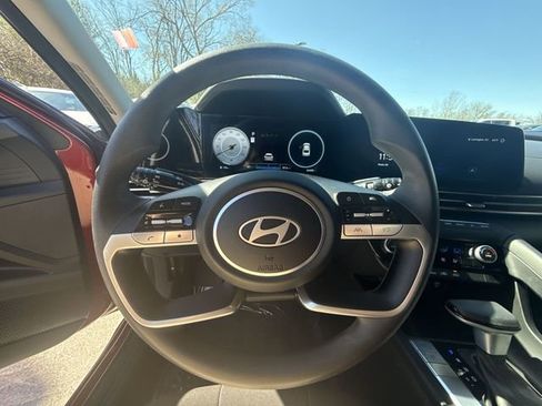 Certified 2024 Hyundai Elantra SEL image 14