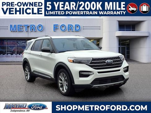 Used 2022 Ford Explorer XLT w/ Equipment Group 202A image 1