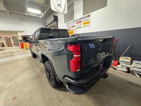 Used 2025 Chevrolet Silverado 2500 LT w/ Trail Boss Package image 7