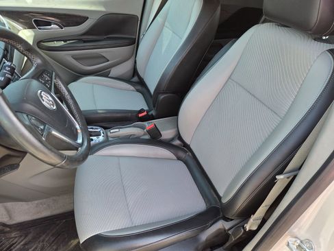 Used 2013 Buick Encore FWD image 8