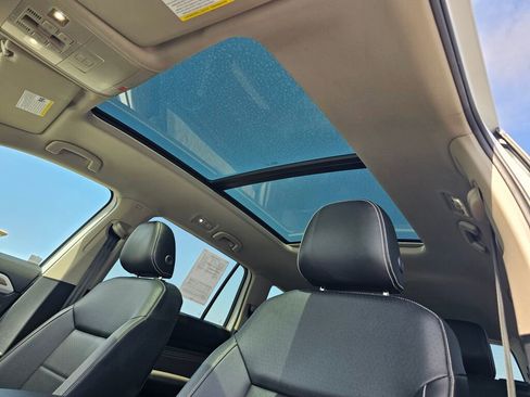 Certified 2023 Volkswagen Atlas SEL AWD/4WD image 27