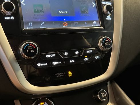 Used 2017 Nissan Murano SV AWD/4WD image 15
