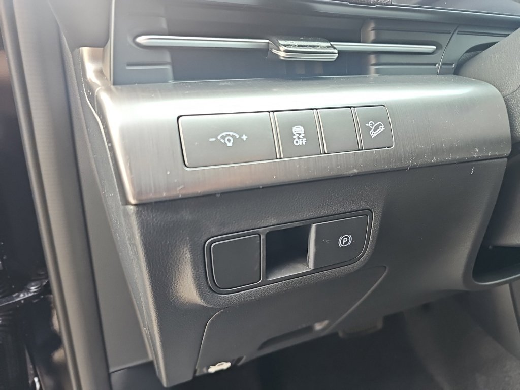New 2027 Hyundai Kona SEL Sport AWD/4WD image 14
