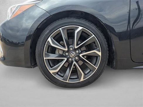 Used 2022 Toyota Corolla XSE image 21