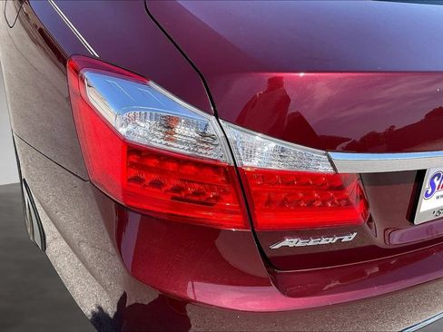 Used 2015 Honda Accord EX-L image 23