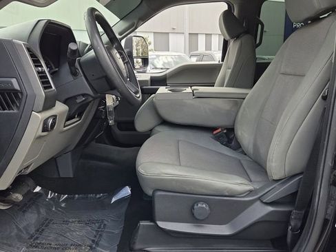 Used 2022 Ford F250 XL w/ STX Appearance Package image 12