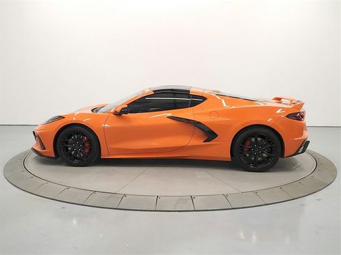 Used 2024 Chevrolet Corvette Stingray w/ Z51 Performance Package image 4