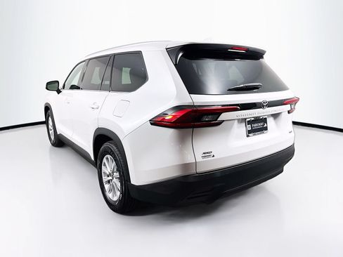 Certified 2024 Toyota Grand Highlander AWD image 4