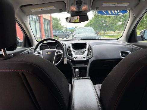 Used 2017 Chevrolet Equinox LT AWD/4WD image 43