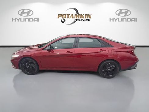 Certified 2026 Hyundai Elantra Sport FWD image 8