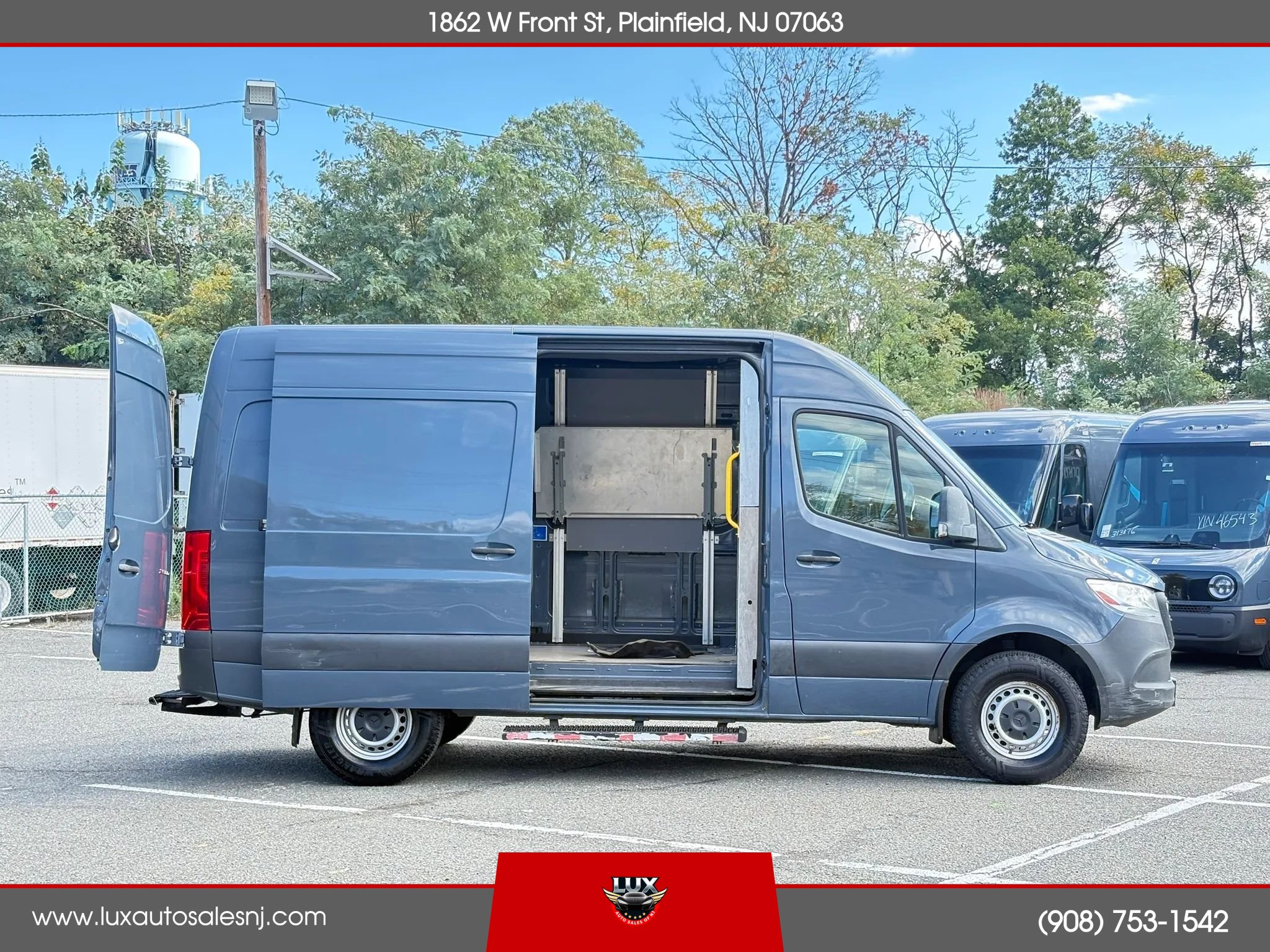 Used 2019 Mercedes-Benz Sprinter 144 image 12