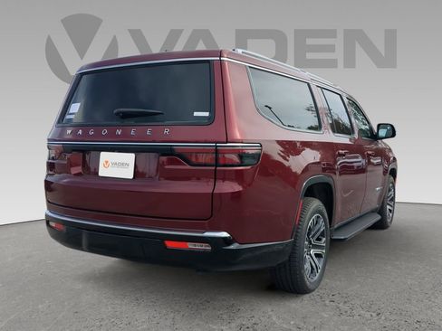 New 2025 Jeep Wagoneer L 4WD w/ Convenience Group I image 27
