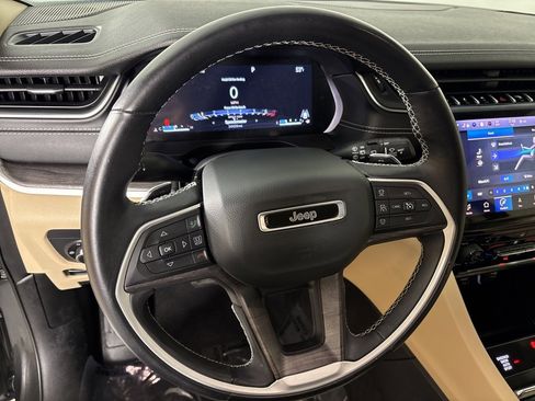 Used 2022 Jeep Grand Cherokee L Limited image 20