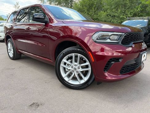 Used 2024 Dodge Durango GT AWD/4WD image 1