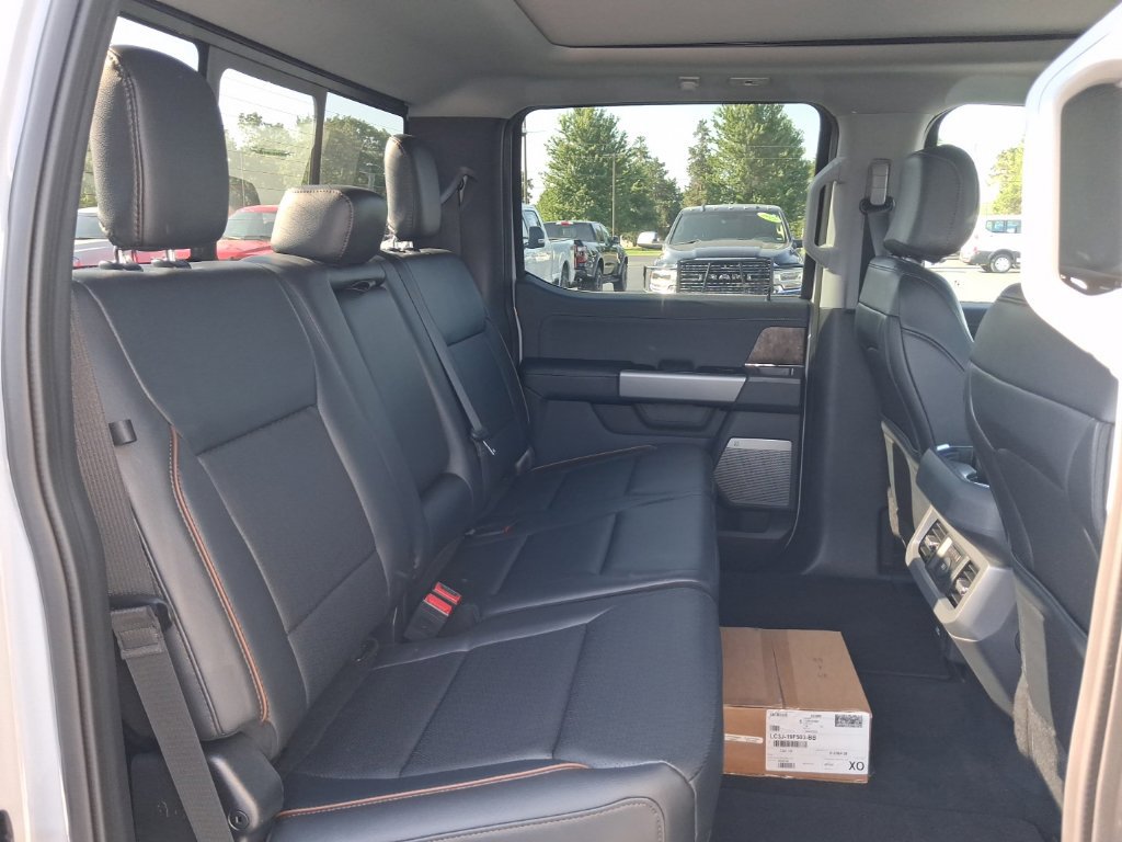 New 2026 Ford F350 Lariat w/ Black Appearance Package AWD/4WD image 21