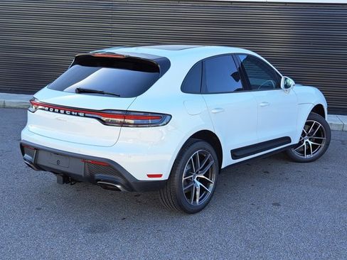 Used 2026 Porsche Macan AWD/4WD image 7