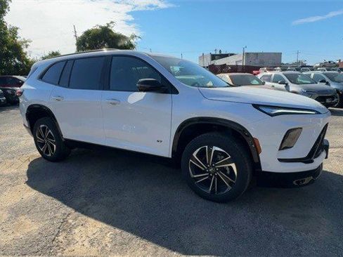 New 2026 Buick Enclave Sport Touring w/ Power Package image 2