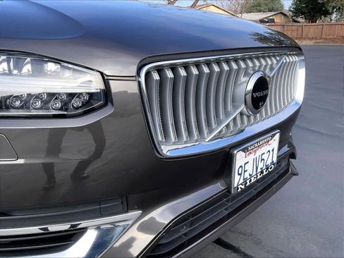 Used 2023 Volvo XC90 T8 Plus w/ Protection Package Premier image 34