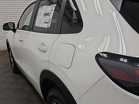 New 2026 Honda HR-V LX image 6