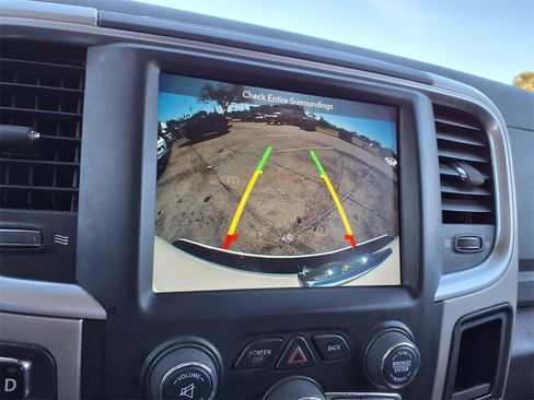 Used 2019 RAM 1500 Big Horn image 27