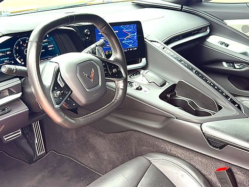 Used 2023 Chevrolet Corvette Stingray Preferred Conv w/ Z51 Performance Package RWD image 14
