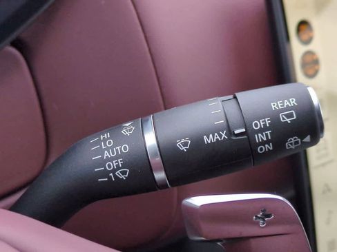 New 2026 Land Rover Range Rover SE image 27