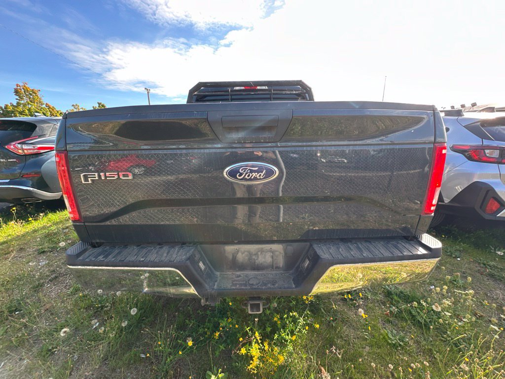 Used 2017 Ford F150 XLT AWD/4WD image 5