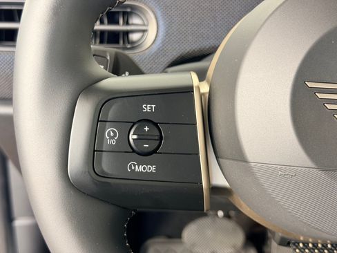 Certified 2025 MINI Cooper S FWD image 13