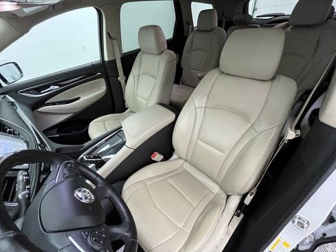 Used 2021 Buick Enclave Premium w/ Sun and Sites Package image 22